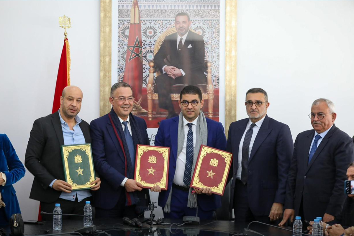 اتفاقية شراكة تجمع اللجنة الوطنية الأولمبية المغربية وجامعة كرة القدم والجمعية الوطنية للإعلام والناشرين
