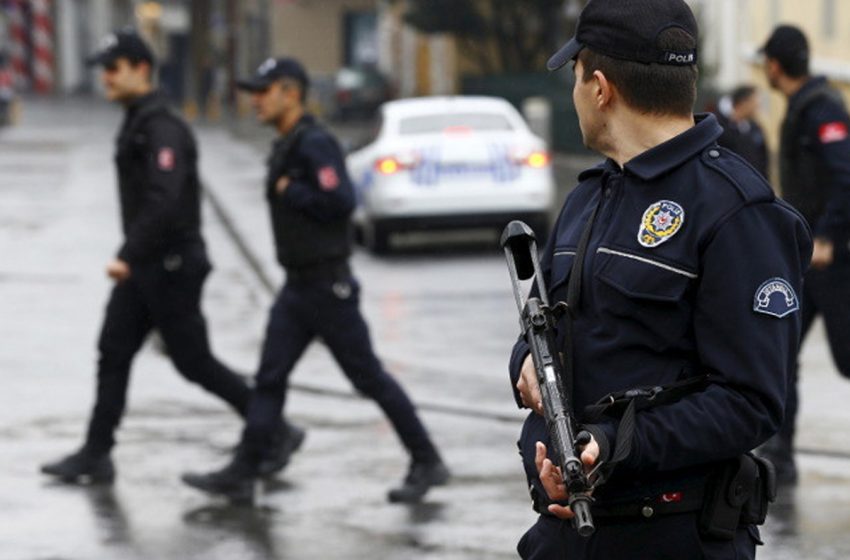 تركيا.. اعتقال 51 شخصا على خلفية الهجوم المسلح على كنيسة