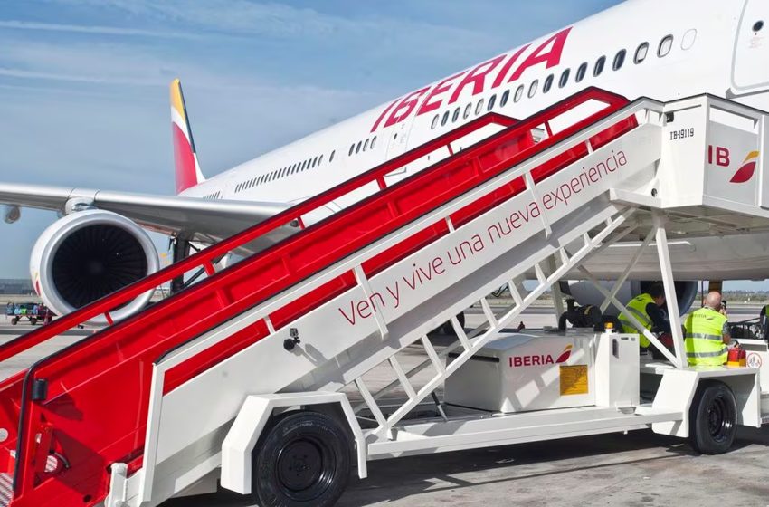  إضراب يعطل 400 رحلة جوية لشركة إيبيريا بإسبانيا