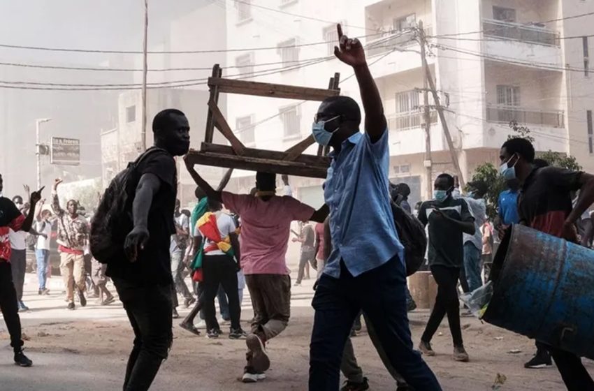  الانتخابات السنغالية: المجتمع المدني يتبرأ من منظمي الاحتجاجات العنيفة