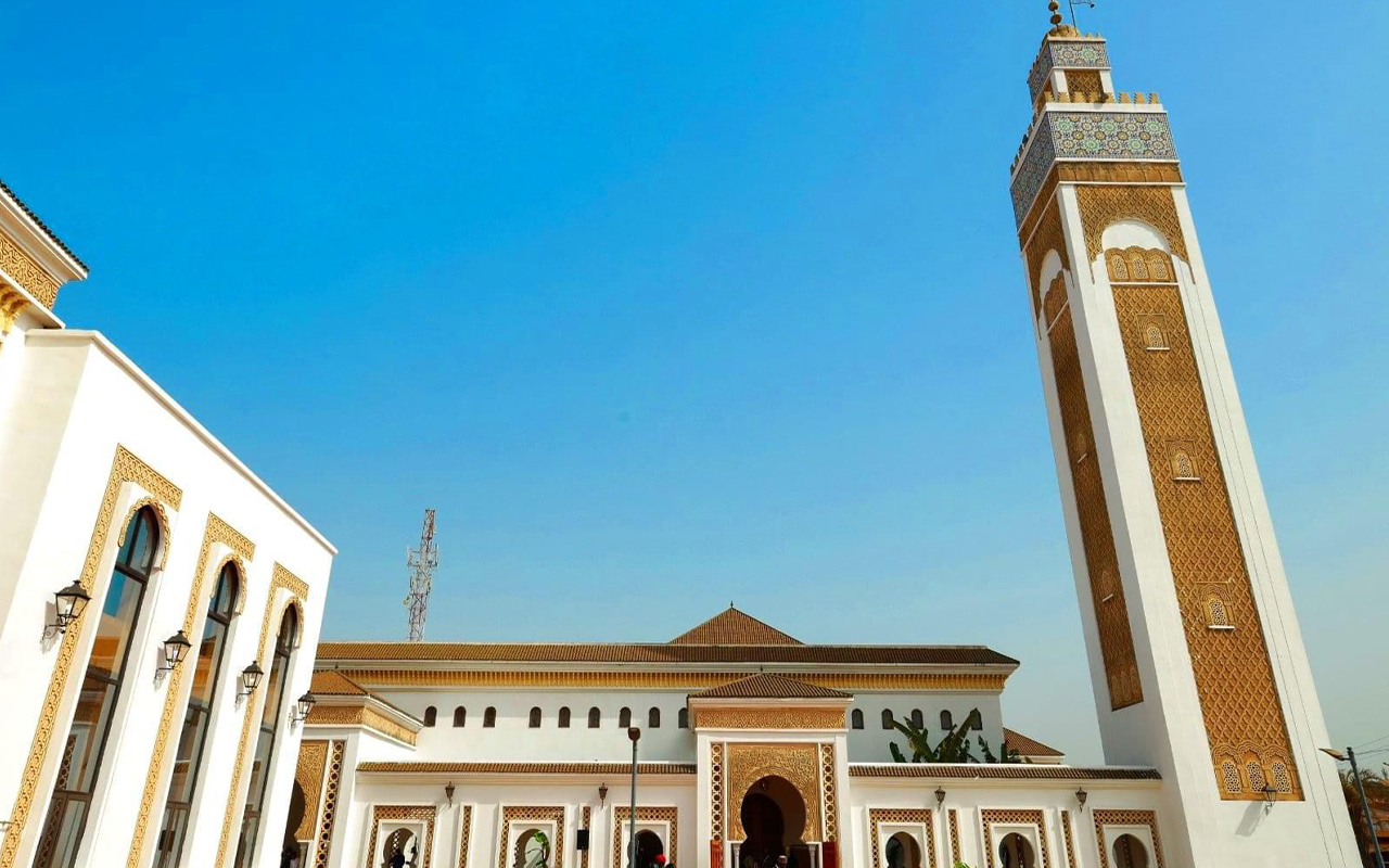 تدشين مسجد محمد السادس بكوناكري سيساهم في تطوير العلاقات بين المغرب وغينيا