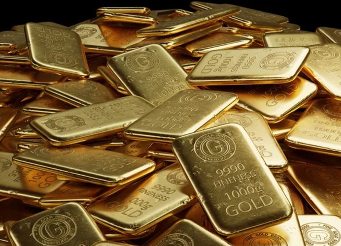 أسعار الذهب ترتفع مدعومة بتراجع الدولار