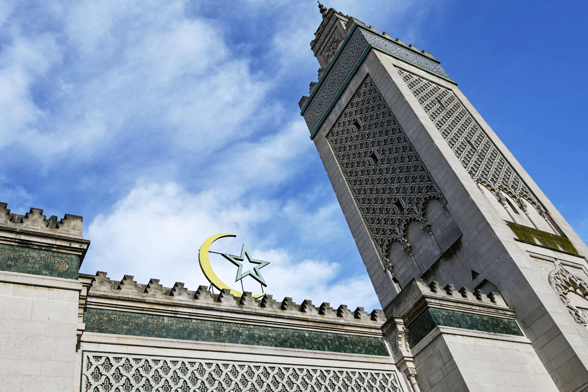 الجالية المغربية في فرنسا ترسخ قيم التضامن خلال رمضان