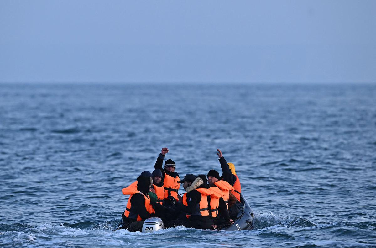 الهجرة غير الشرعية: انتشال جثتين قبالة السواحل التونسية