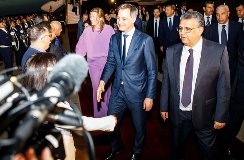  رئيس الوزراء البلجيكي يزور ضريح محمد الخامس