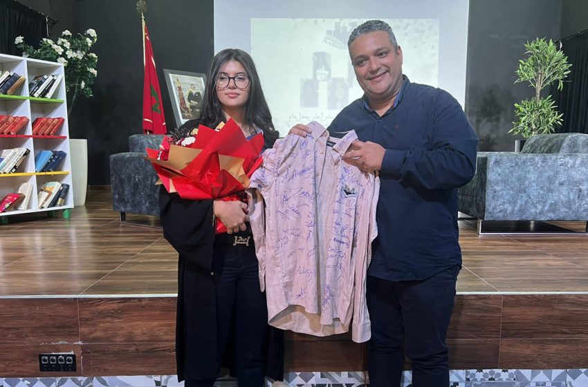  التلميذة ضحى الهادي تحوز أعلى معدل في امتحانات البكالوريا بجهة الشمال