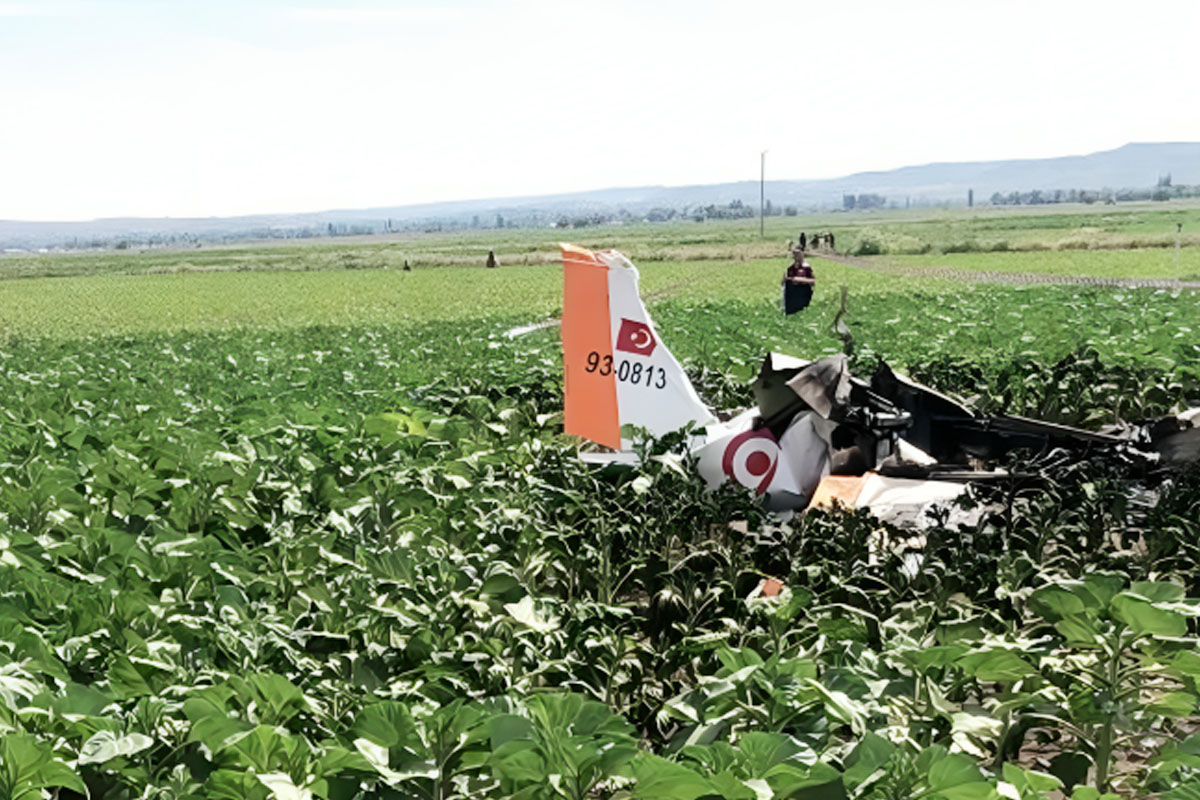 تركيا: مقتل طيارين بتحطم طائرة عسكرية وسط البلاد