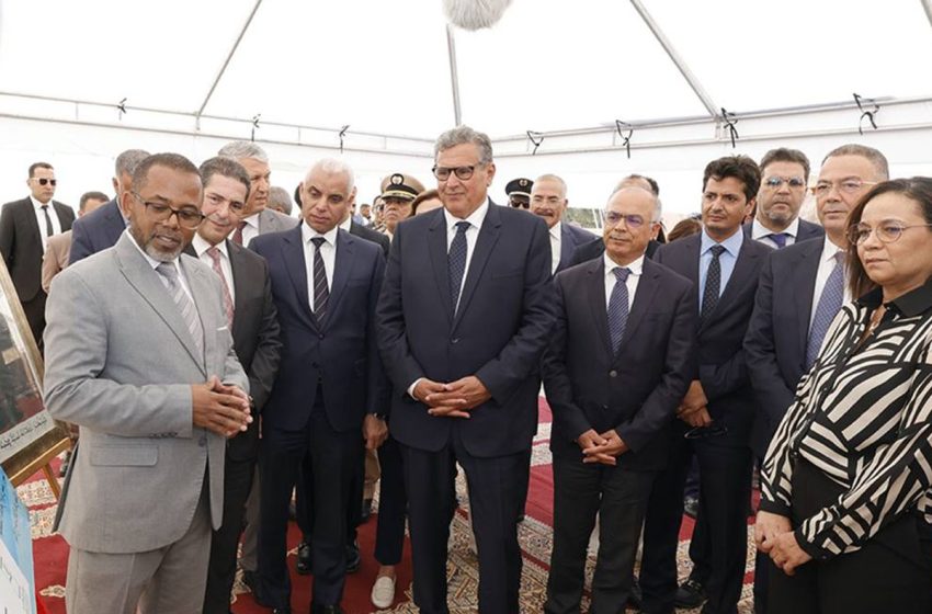  أخنوش يطلق ويزور عددا من المشاريع التنموية بإقليم طاطا