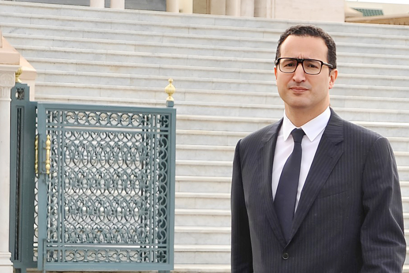 السيد عثمان الفردوس: نبذة عن السفير الجديد للمغرب لدى جمهورية