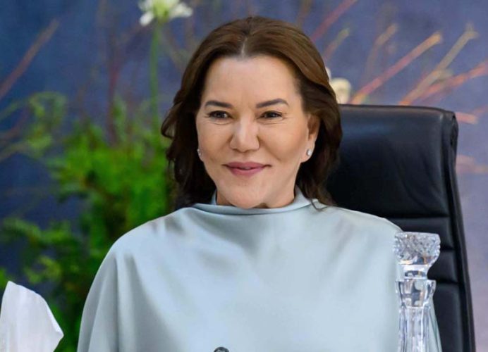 صاحبة السمو الملكي الأميرة للا حسناء تفتتح بباكو المعرض الرقمي “الزربية الرباطية، نسيج من الفنون”