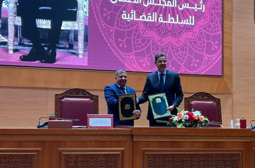  توقيع اتفاقية إطار للشراكة بين المجلس الأعلى للسلطة القضائية والمعهد العالي للإعلام والاتصال
