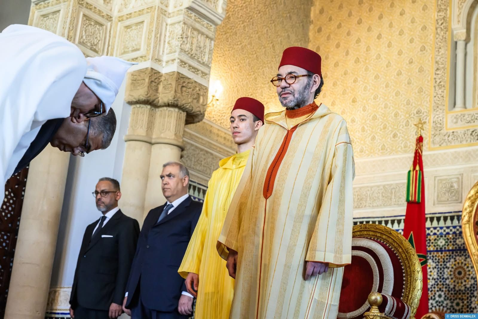 جلالة الملك يستقبل الولاة والعمال الجدد المعينين بالإدارة الترابية والمركزية