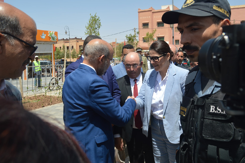 ورزازات/تنغير: السيدة المنصوري تزور مشاريع “دعم السكن” وتطلق مشاريع تأهيل مراكز قروية