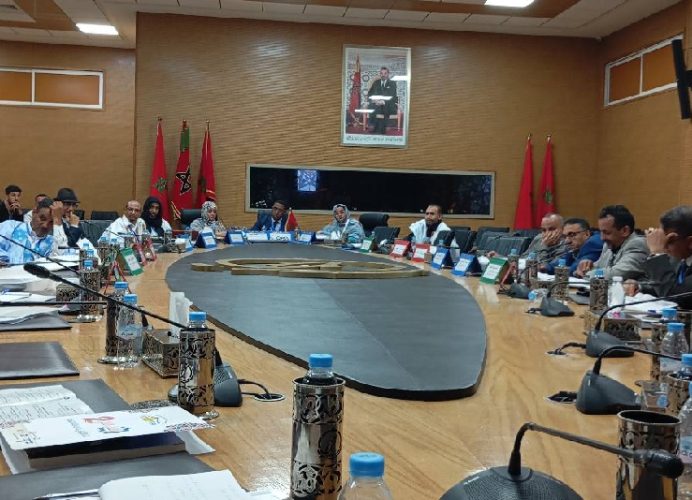 الداخلة: انطلاق أشغال الملتقى العلمي الثاني للبحث والتكوين في بيداغوجيا الثقافة الحسانية