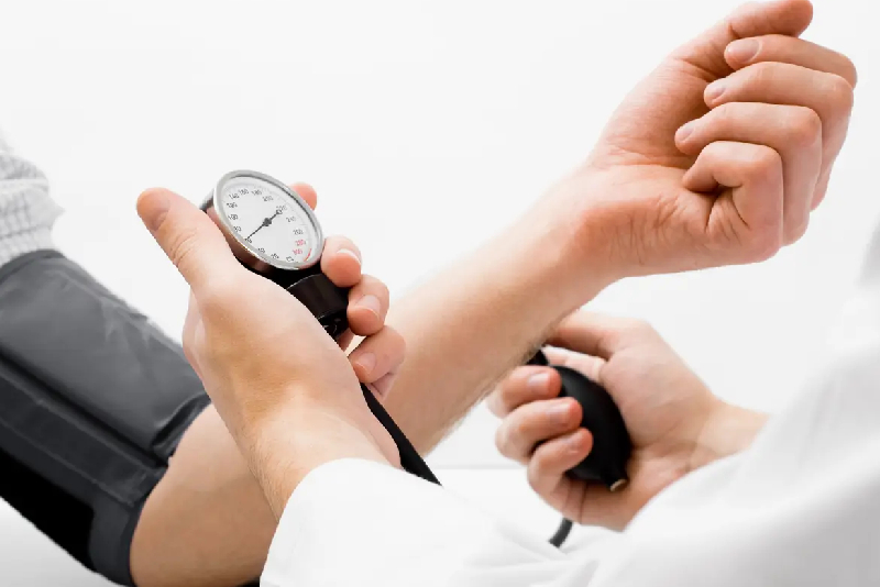 ضبط عوامل الخطر لدى مرضى ضغط الدم يقلل خطر الوفاة (دراسة)