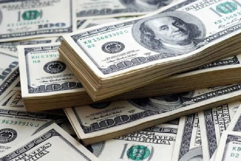 ارتفاع الدولار مقابل العملات الأخرى