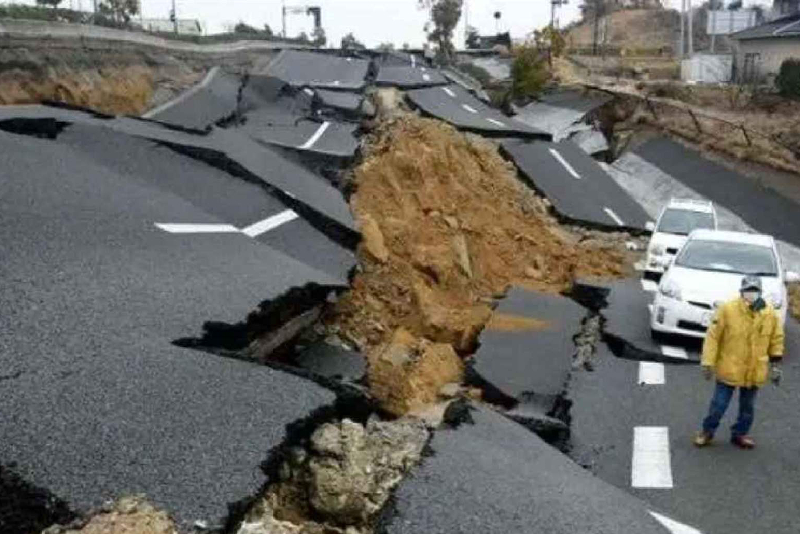 رصد أكثر من 470 هزة أرضية حول سلسلة جزر بجنوب غرب اليابان