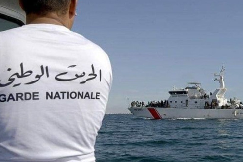إنقاذ 11 جزائريا وتونسي كانوا على متن مركب للهجرة غير النظامية أبحر من السواحل الجزائرية (مصدر أمني تونسي)
