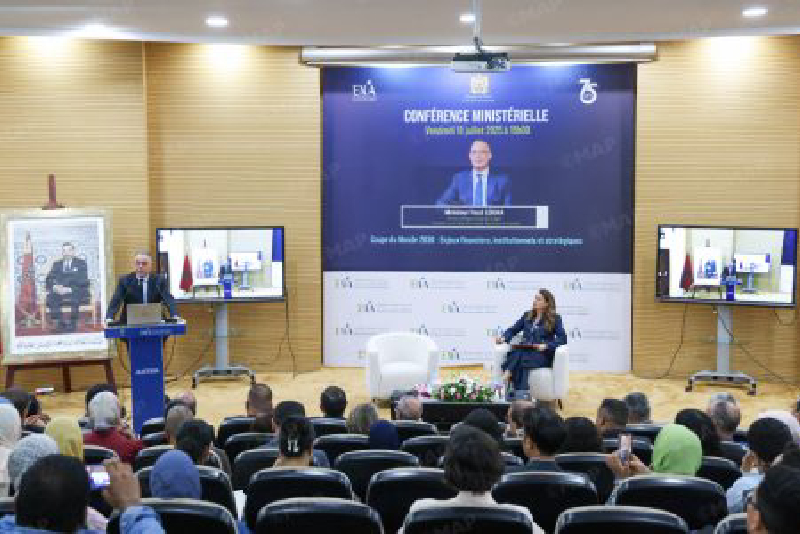 السيد لقجع، خلال ندوة وزارية نظمت بالمدرسة الوطنية العليا للإدارة، تحت عنوان “كأس العالم 2030.. رهانات مالية ومؤسساتية وإستراتيجية
