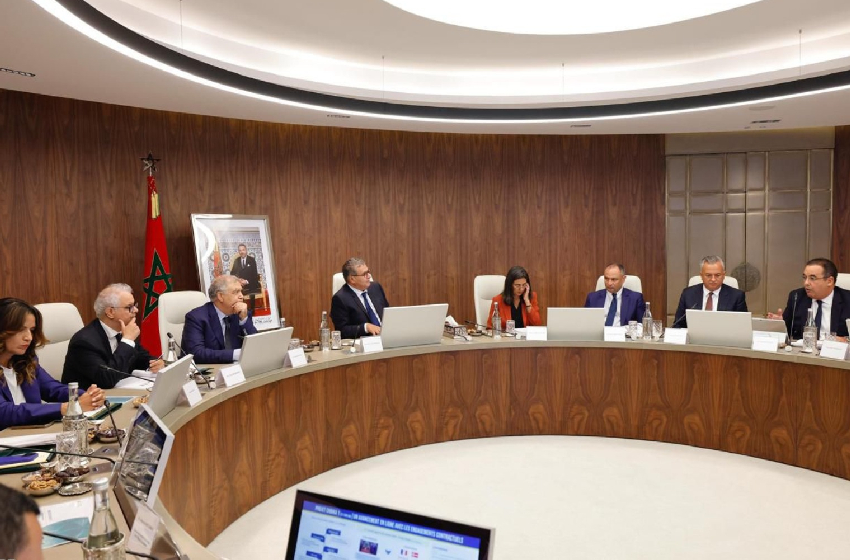 لجنة القيادة المكلفة بـ “عرض المغرب” في قطاع الهيدروجين الأخضر تصادق على مجموعة من التدابير وتقف على استكمال المرحلة التمهيدية لمشروع “شبيكة 1”