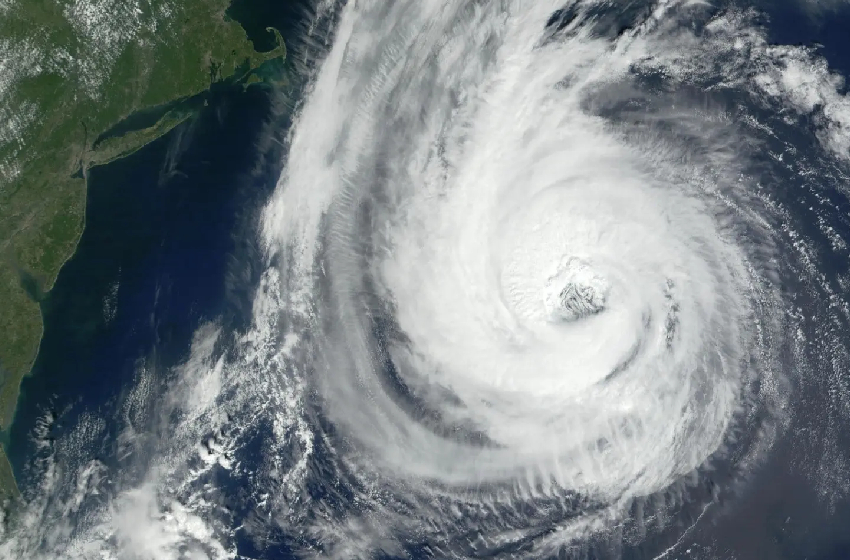 المدارية بريسيلا تتشكل في المحيط الهادئ