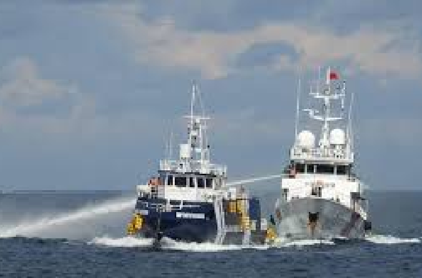 والصين تتبادلان الاتهامات بشأن حادث اصطدام في بحر الصين الجنوبي