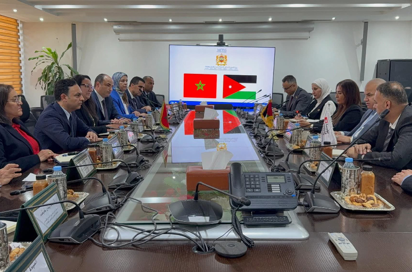المغرب والأردن يوقعان على اتفاقيتين في مجال التعاون القضائي والقانوني