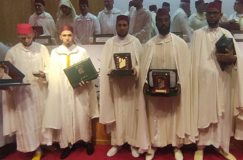  تتويج الفائزين بجائزة المجلس العلمي الأعلى للخطبة المنبرية بجهتي الدار البيضاء-سطات وبني ملال خنيفرة