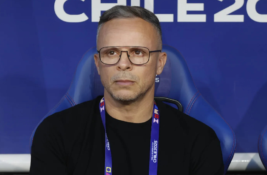  جلالة الملك وضع أسس نهضة كروية حقيقية منحت المغرب اليوم لقب مونديال الشيلي لأقل من 20 سنة (المدرب وهبي)