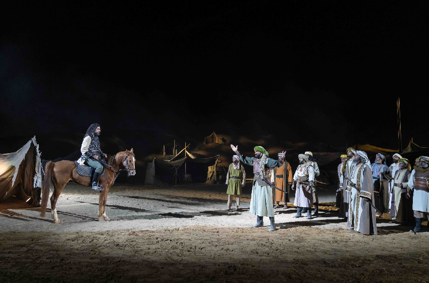 الدورة التاسعة من مهرجان الشارقة للمسرح الصحراوي