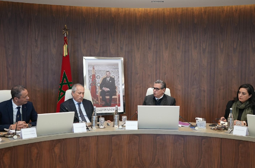 الحكومة یترأس اجتماع تقدیم الخطة الاستراتیجیة للشركة الوطنیة لإنجاز وتدبیر المنشآت الریاضیة