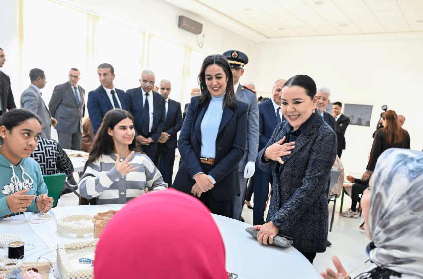  صاحبة السمو الملكي الأميرة للا أسماء تدشن مركز ” الأميرة للا أسماء ” بمكناس، قطب جهوي للتميز من أجل تكفل شامل بالأطفال الصم وضعاف السمع