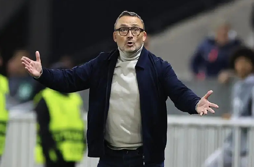 الفرنسي يعلن رحيل مدربه فرانك إيز