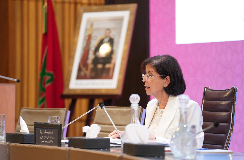 على مقاربة شمولية لإصلاح التعليم العالي تراعي التحولات التكنولوجية والاستراتيجية العالمية والتوازن المعرفي لقاء