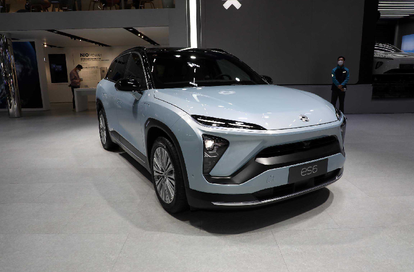  كندا ترفع الرسوم الإضافية على السيارات الكهربائية الصينية