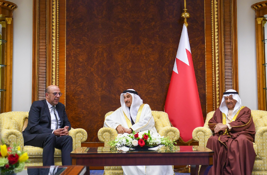 ولد الرشيد يجري بالمنامة مباحثات مع نائب رئيس مجلس الوزراء البحريني