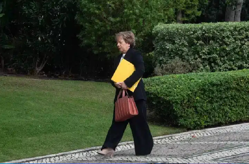 وزيرة الداخلية البرتغالية عقب أزمة العواصف التي ضربت البلاد