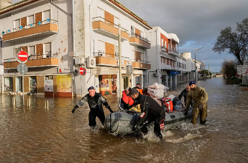 في حالة التأهب عقب انهيار جزئي لحاجز مائي وسط البلاد