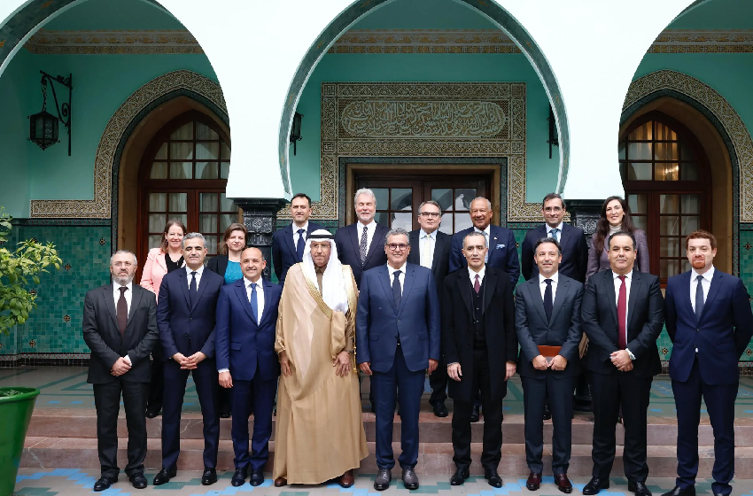  رئيس الحكومة يستقبل ممثلي المستثمرين الوطنيين والدوليين الذين تم انتقاؤهم في إطار “عرض المغرب” في مجال الهيدروجين الأخضر