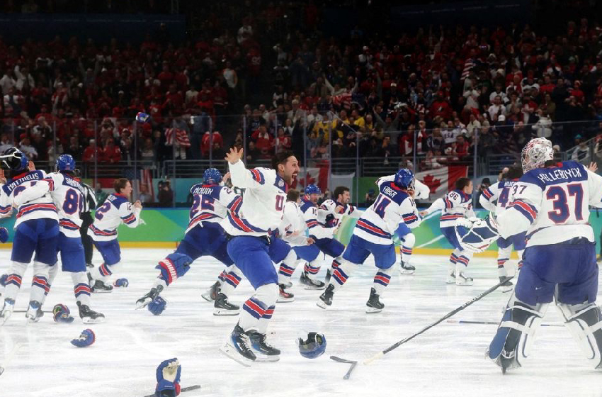 ترامب يهنئ فريق هوكي الجليد الأمريكي بعد فوزه التاريخي في دورة الألعاب الأولمبية الشتوية في ميلانو-كورتينا