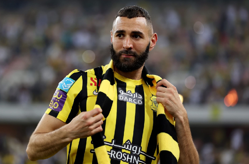  كرة القدم.. الهلال السعودي يضم بنزيمة من الاتحاد