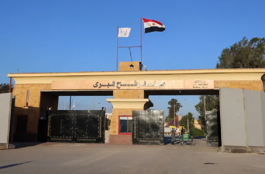  إسرائيل تعلن فتح معبر رفح بشكل محدود أمام سكان غزة